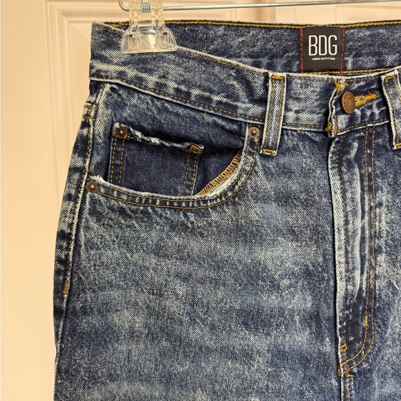 Urban Outfitters BDG High Rise waisted Baggy Jeans blue acid wash Distressed 27 - Picture 3 of 8